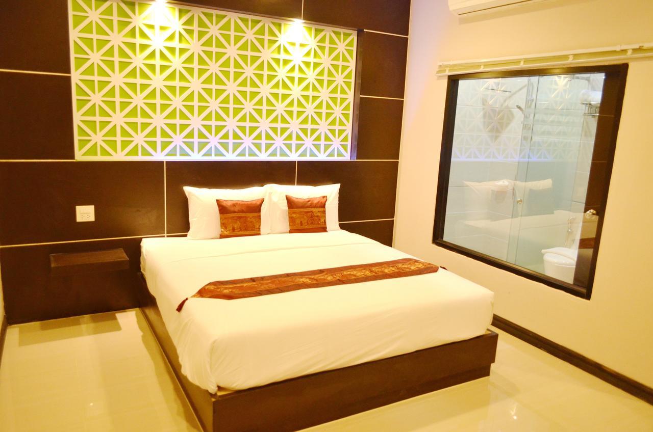 Thatluangview Hotel Vientiane Exteriör bild