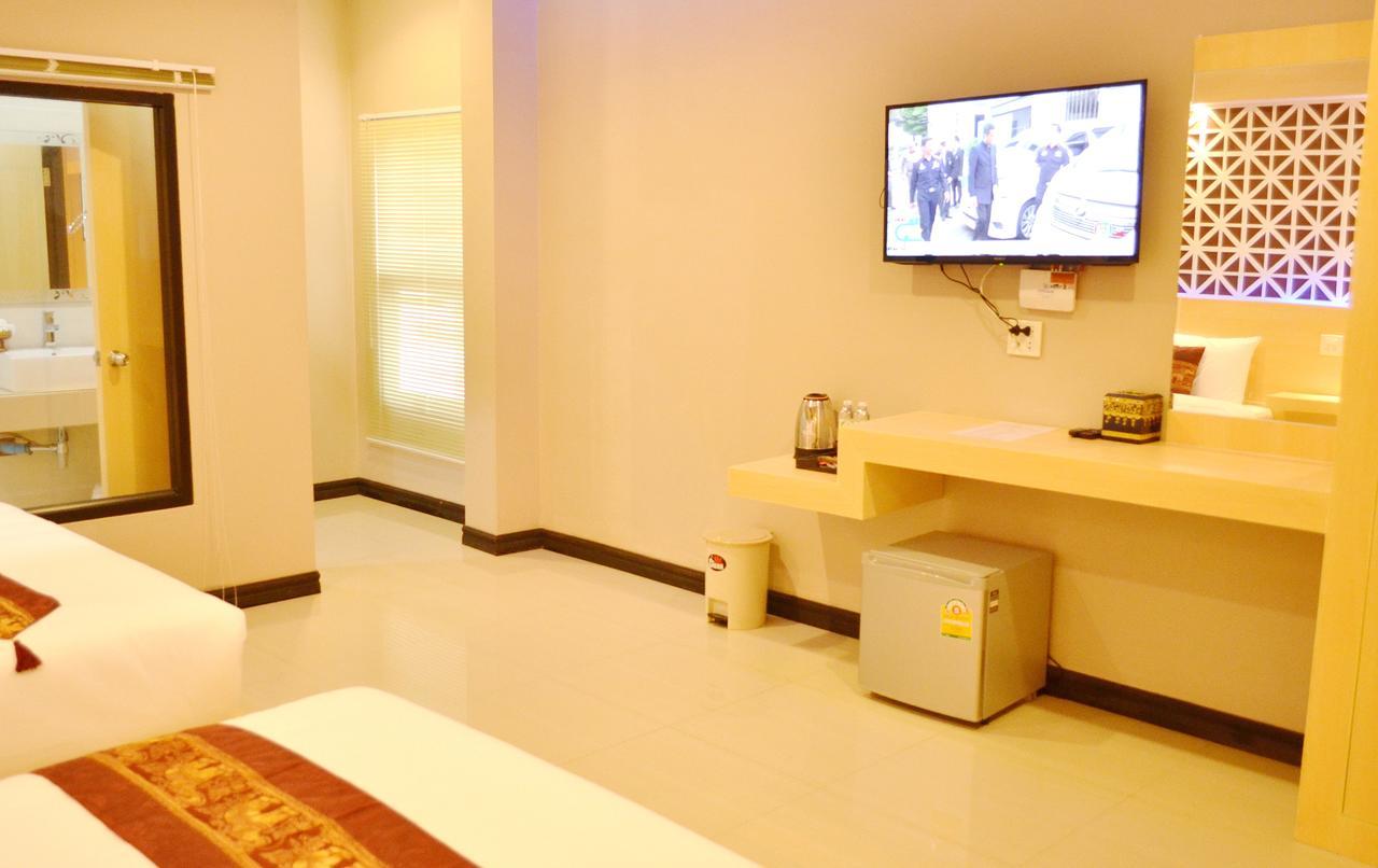 Thatluangview Hotel Vientiane Exteriör bild