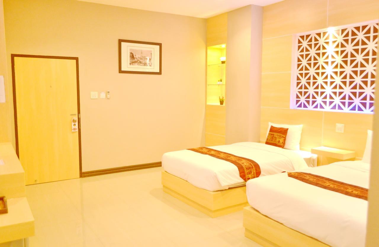Thatluangview Hotel Vientiane Exteriör bild